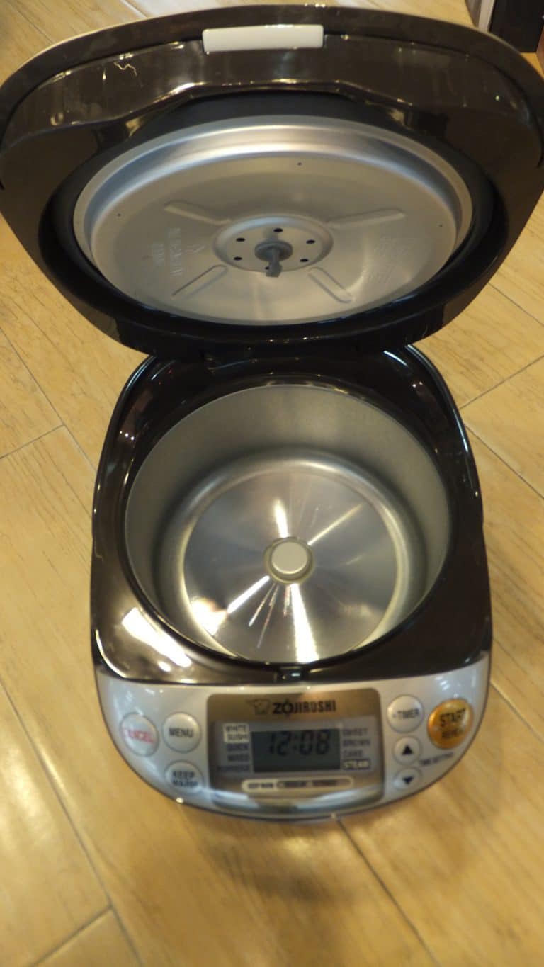 Zojirushi NS-TSQ10 fuzzy logic rice cooker - Image 10