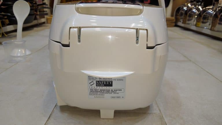 Zojirushi NL-BGQ05 fuzzy logic rice cooker - Image 9
