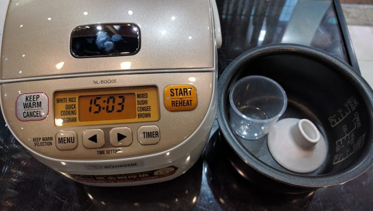 Zojirushi NL-BGQ05 fuzzy logic rice cooker - Image 5