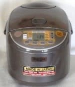 Zojirushi NS-YSQ18 fuzzy logic rice cooker - Image 6