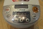 Zojirushi NL-AAQ10 fuzzy logic rice cooker - Image 2