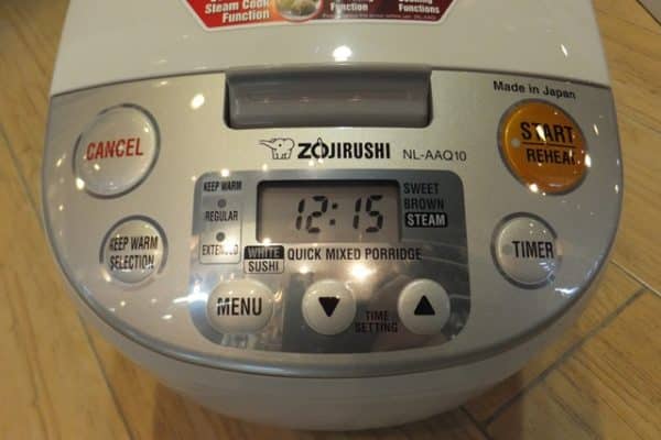 Zojirushi NL-AAQ10 fuzzy logic rice cooker - Image 2