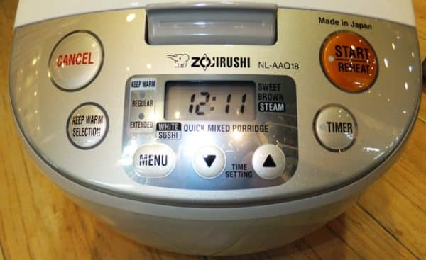 Zojirushi NL-AAQ18 fuzzy logic rice cooker - Image 2