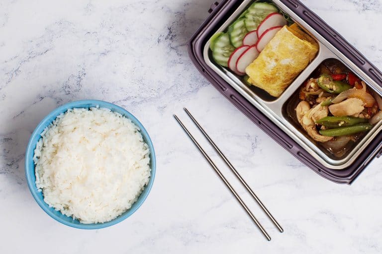 Food and rice with Bonsai bento rice cooker in steam trys