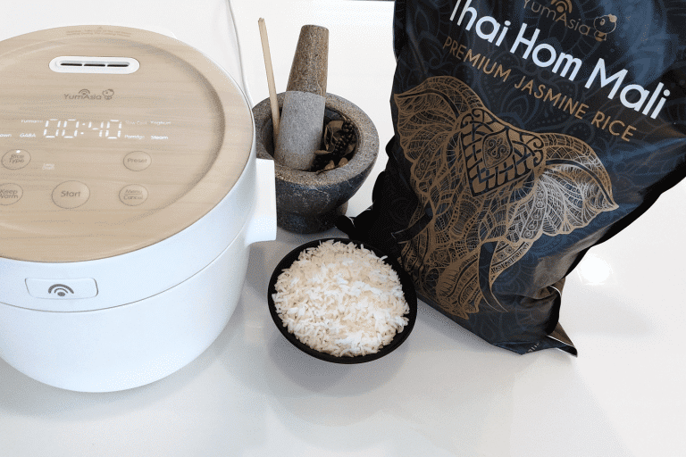 Fuji-with-hom-mali-rice-on-table