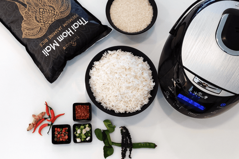 Hom-Mali-rice-with-Sakura-on-table-top-down