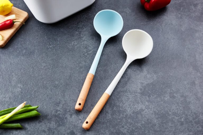 Yum Asia Soup Ladles in ice white and sky blue lifestyle 2